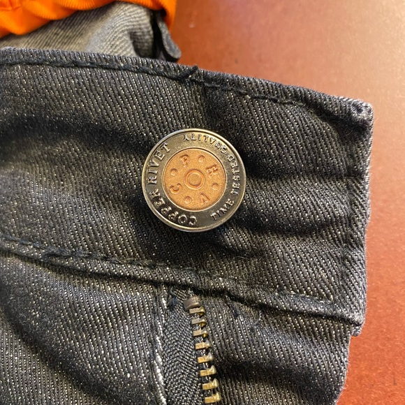 COPPER RIVET SKINNY FIT BACK JEANS WITH RIPS - Picture 10 of 10